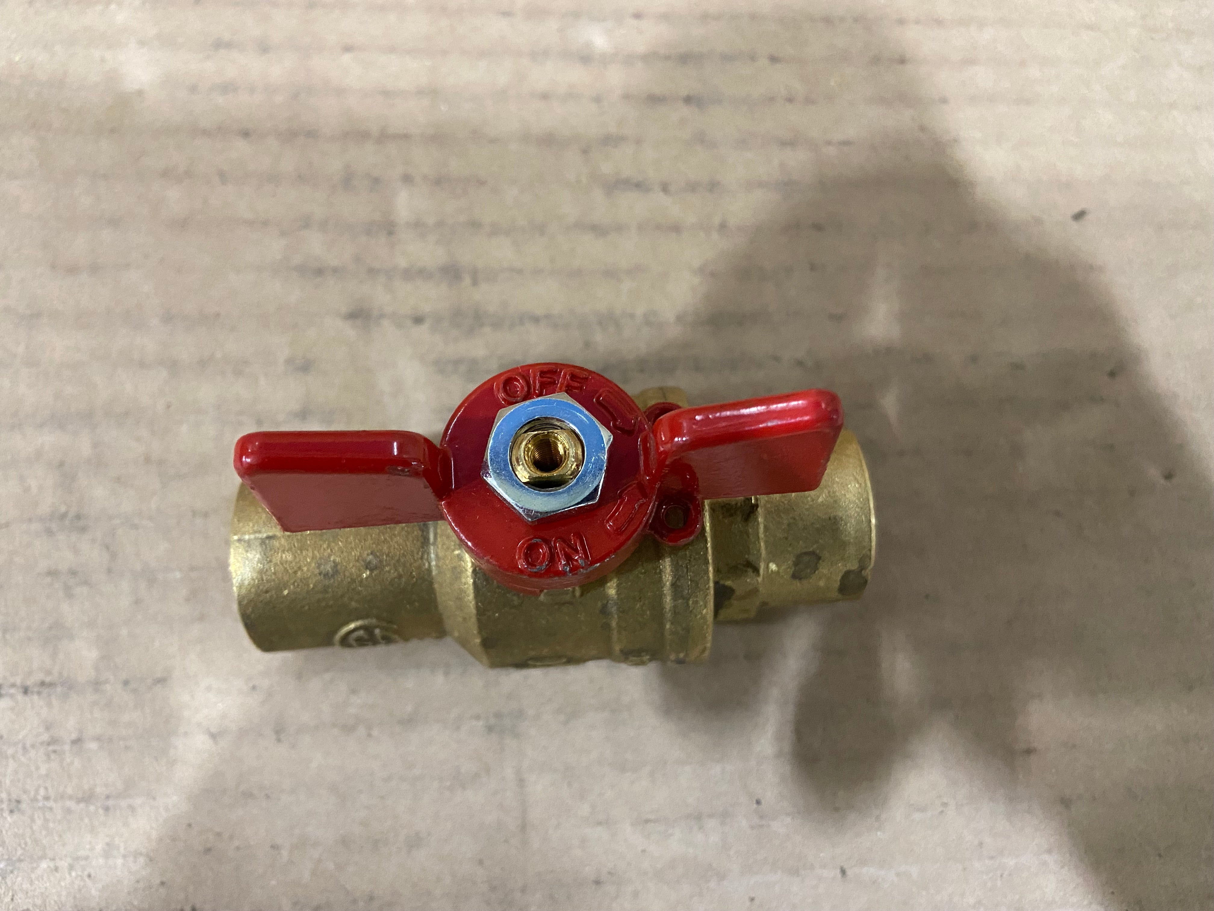 MUELLER INDUSTRIES Mueller 107-454T 3/4 Ball Valve With T-Handle