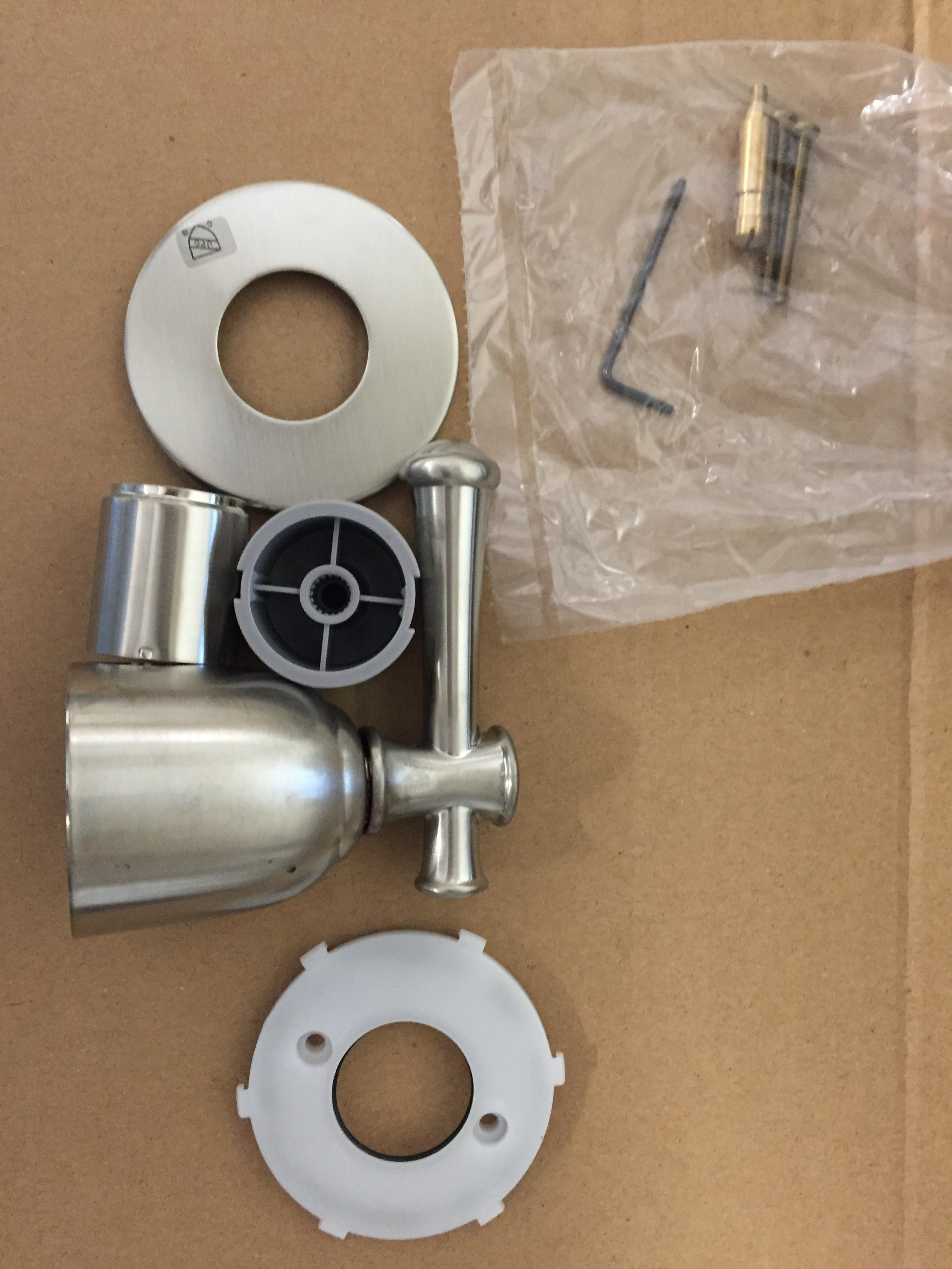 AMERICAN STANDARD American Standard T420700.295 Portsmouth Brushed Nickel On/Off Volume-Control Trim Kit