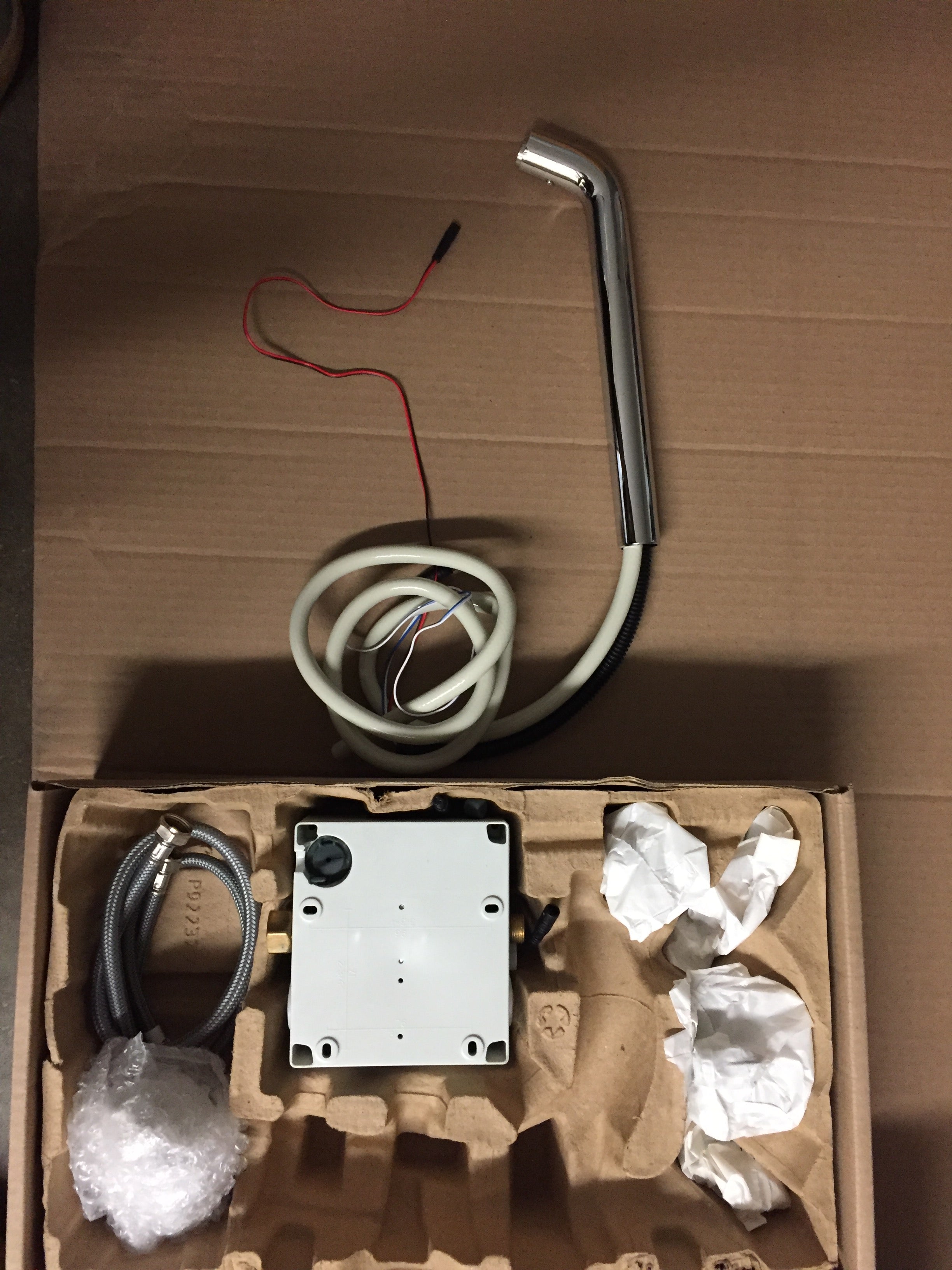 AMERICAN STANDARD American Standard T064345.002 Serin Touchless Wall-mount Trim Pwrx 10 Year Battery 0.5 Gpm/1.9 Lpm
