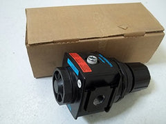 Wilkerson R28-03-F000 Pneumatic Regulator 95 CFM 300 PSI