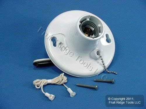 LEVITON Leviton 8827-CW2 WH Lamph PC 660W 250VAC Pigtail Leads