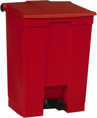 RUBBERMAID Rubbermaid FG614500RED Step-on Trash Can 18 Gal Red