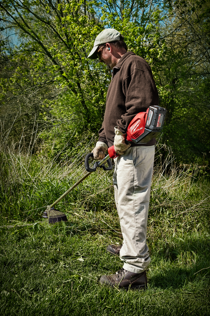 MILWAUKEE Milwaukee 2725-21HD M18 FUEL String Trimmer Kit
