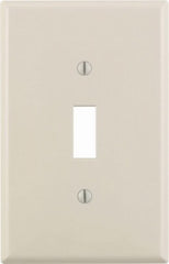 LEVITON Leviton Mfg Co R66-78101-00T Oversized Toggle Wall Plate 15pk