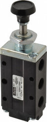 PARKER Parker 520411000 4-way 2-position Valve 1/4 Inch Npt