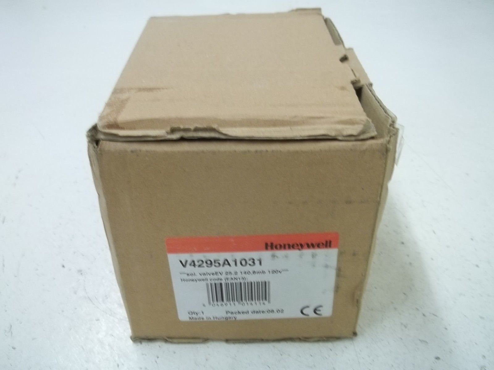 HONEYWELL Honeywell V4295A1031 Solenoid Gas Valve 120V 1 NPT 2 PSI