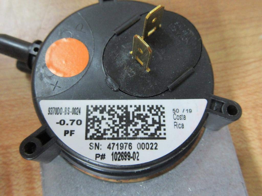ARMSTRONG AIR Armstrong R102699-02 SPST Pressure Switch -.70 wc