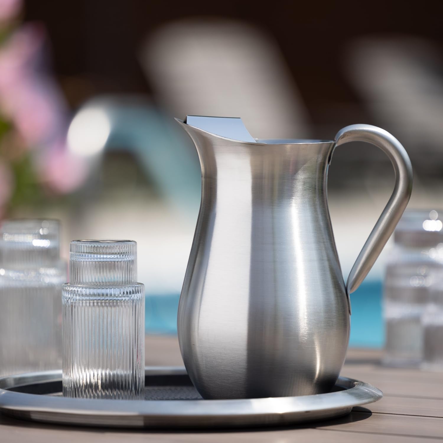 SERVICE IDEAS Service Ideas WPB2BS Pitcher with Ice Guard Bell Shaped 2 Liter
