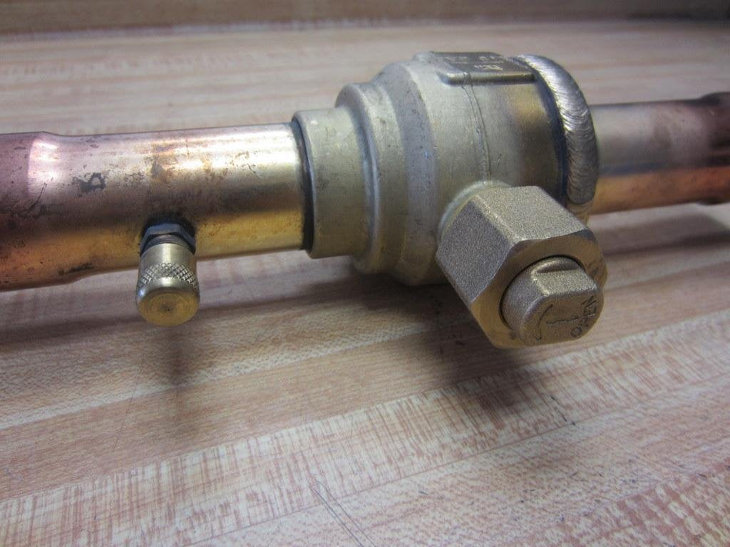 MUELLER INDUSTRIES Mueller AC17866 Ball Valve Cyclemaster 1-3/8 Solder W/Access