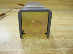 Honeywell T678C1005 Remote Temperature Controller 250 Volts Battery-Powered