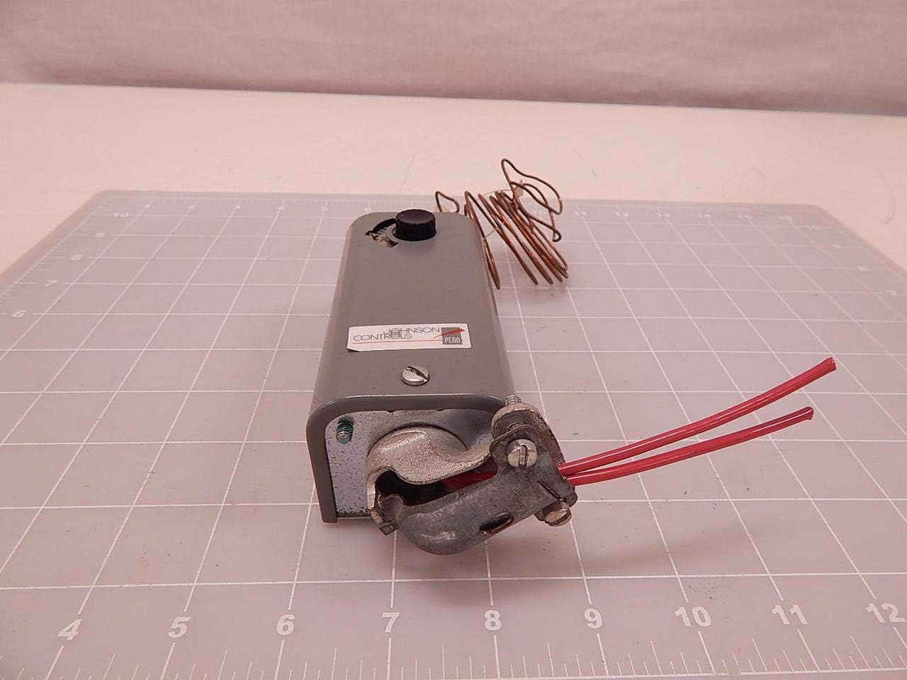 JOHNSON CONTROLS Johnson Controls A19ADB-1 Temperature Control 100/240F M/R Open-HI 6 INCH Cap