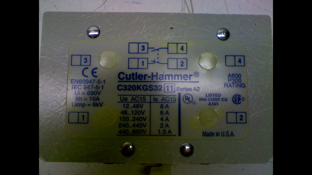 EATON Eaton C320KGS32 Auxiliary Contact Block 1NO 1NC NEMA Size 3 IEC Sizes L-N