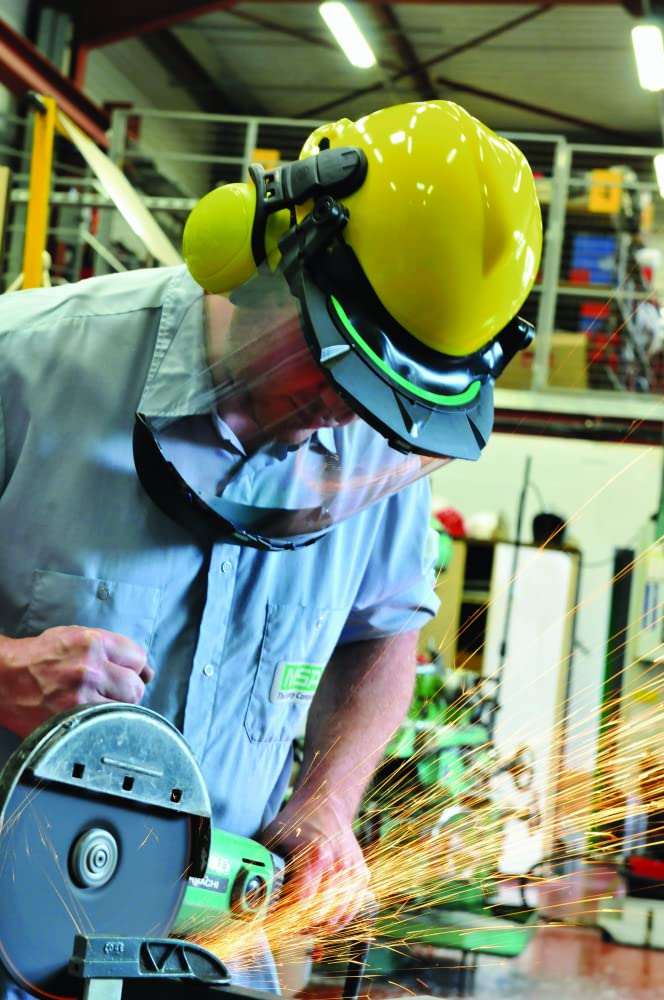 MSA SAFTEY MSA 10115844 V-Gard Visor Elevated Temperature Polycarbonate Clear Tint Antifog Antiscratch Coating 9.25x17x0.098
