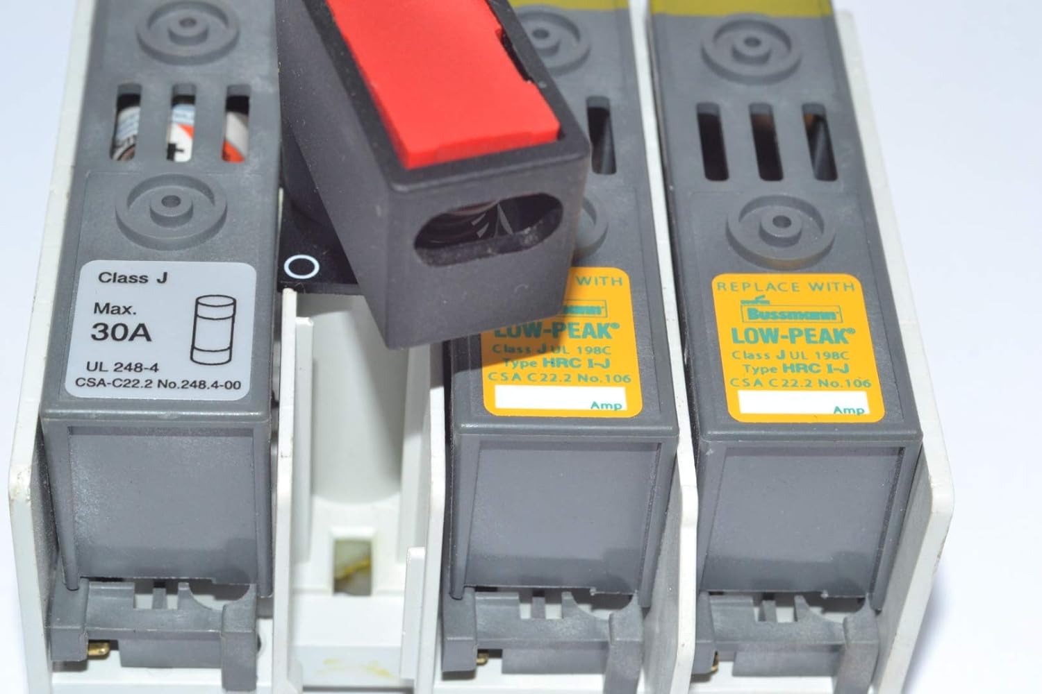 ABB ABB OS30FAJ12 Disconnect Switch 600 VAC 30 Amp 3-Pole