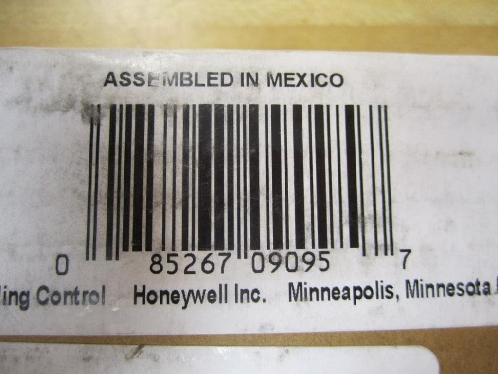 HONEYWELL Honeywell T678C1005 Remote Temperature Controller 250 Volts Battery-Powered