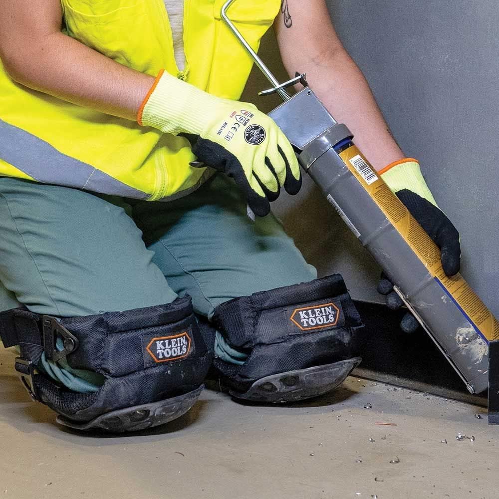 KLEIN TOOLS Klein Tools 60344 Hinged Gel Knee Pads Quick-Release Clips Black