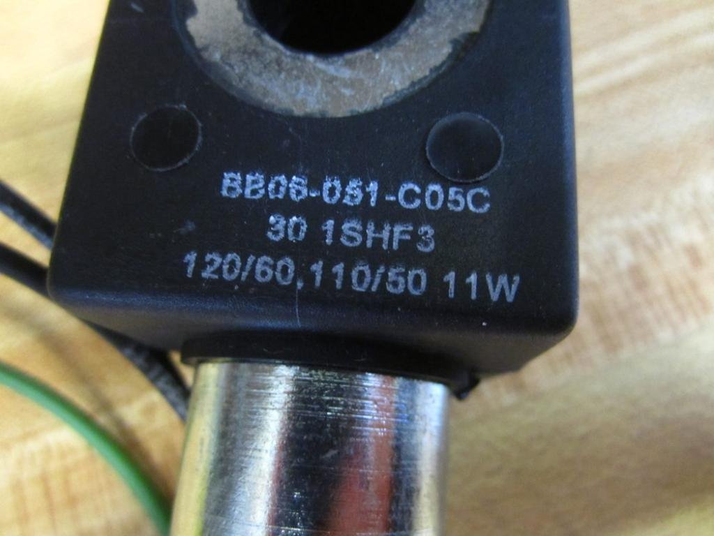 PARKER Parker CF4C05 Solenoid Valve Controller 120V NEMA 4 Coil 11 Watt