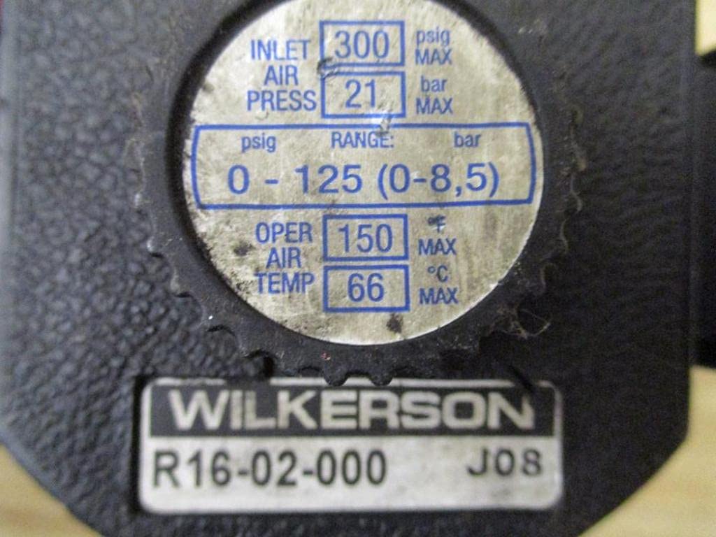 WILKERSON Wilkerson R16-02-000 Air Pressure Regulator R1602000