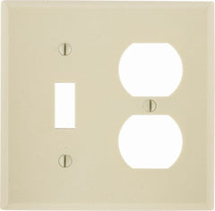 LEVITON Leviton Mfg Co 001-86105-000 Combo Wall Plate 25 Pack