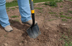 True Temper 2584300 Round Point Shovel Fiberglass Handle 47 Inches