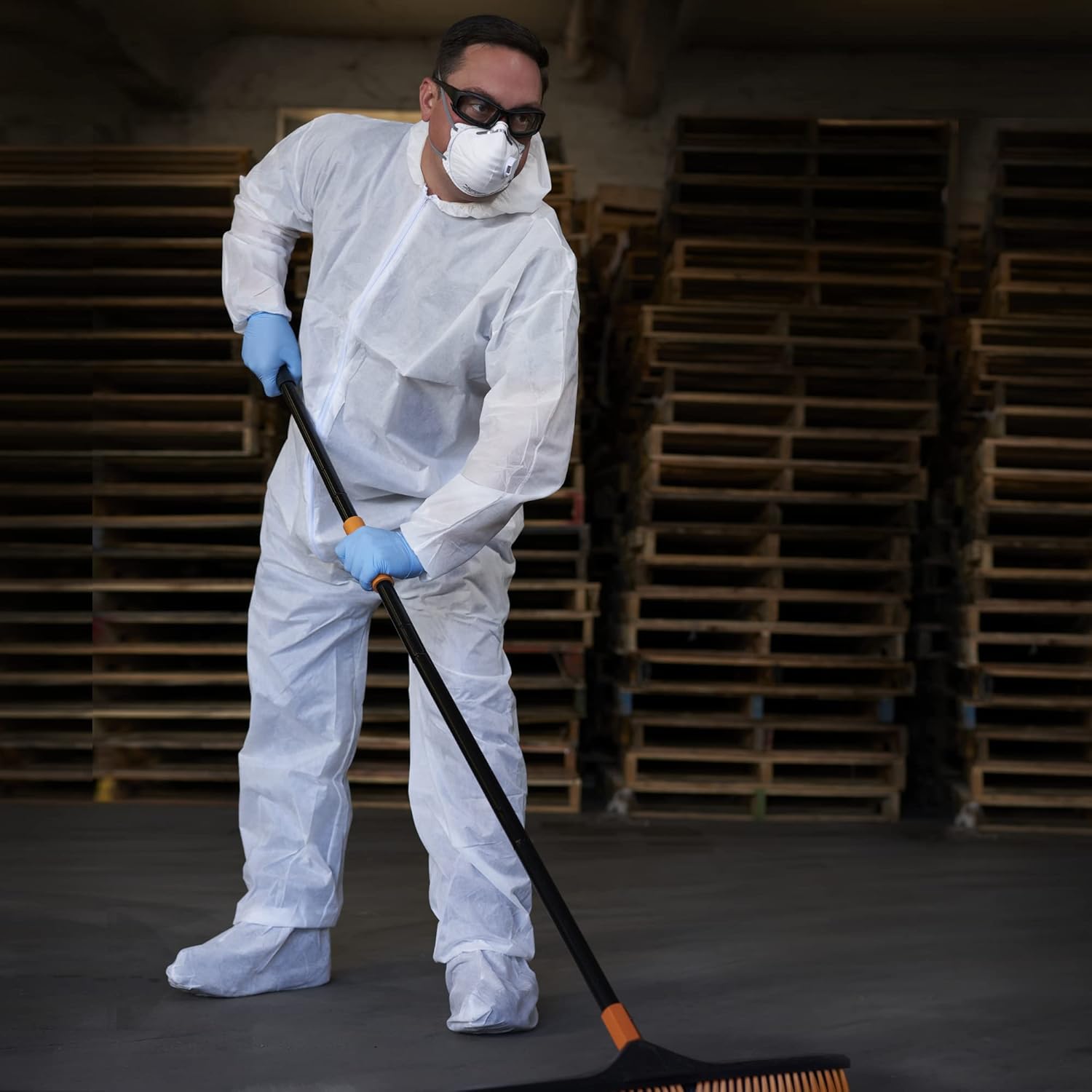 KLEENGUARD KLEENGUARD 68981 KleenGuard KGA20 Lightweight Coveralls for Non-Hazardous Particulate Protection (68981) 4X-Large (Qty 50)