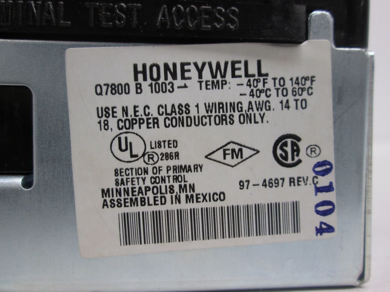 HONEYWELL Honeywell Q7800B1003 Wiring Subbase Burner/Wall Mount 2 Knockouts Each End