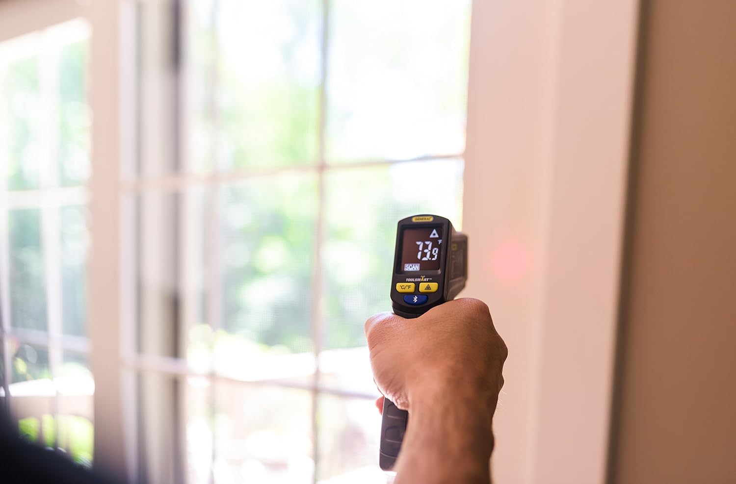 GENERAL TOOLS General Tools TS05 ToolSmart Bluetooth Connected Laser Temperature Gun Thermal Detector Digital Infrared Thermometer