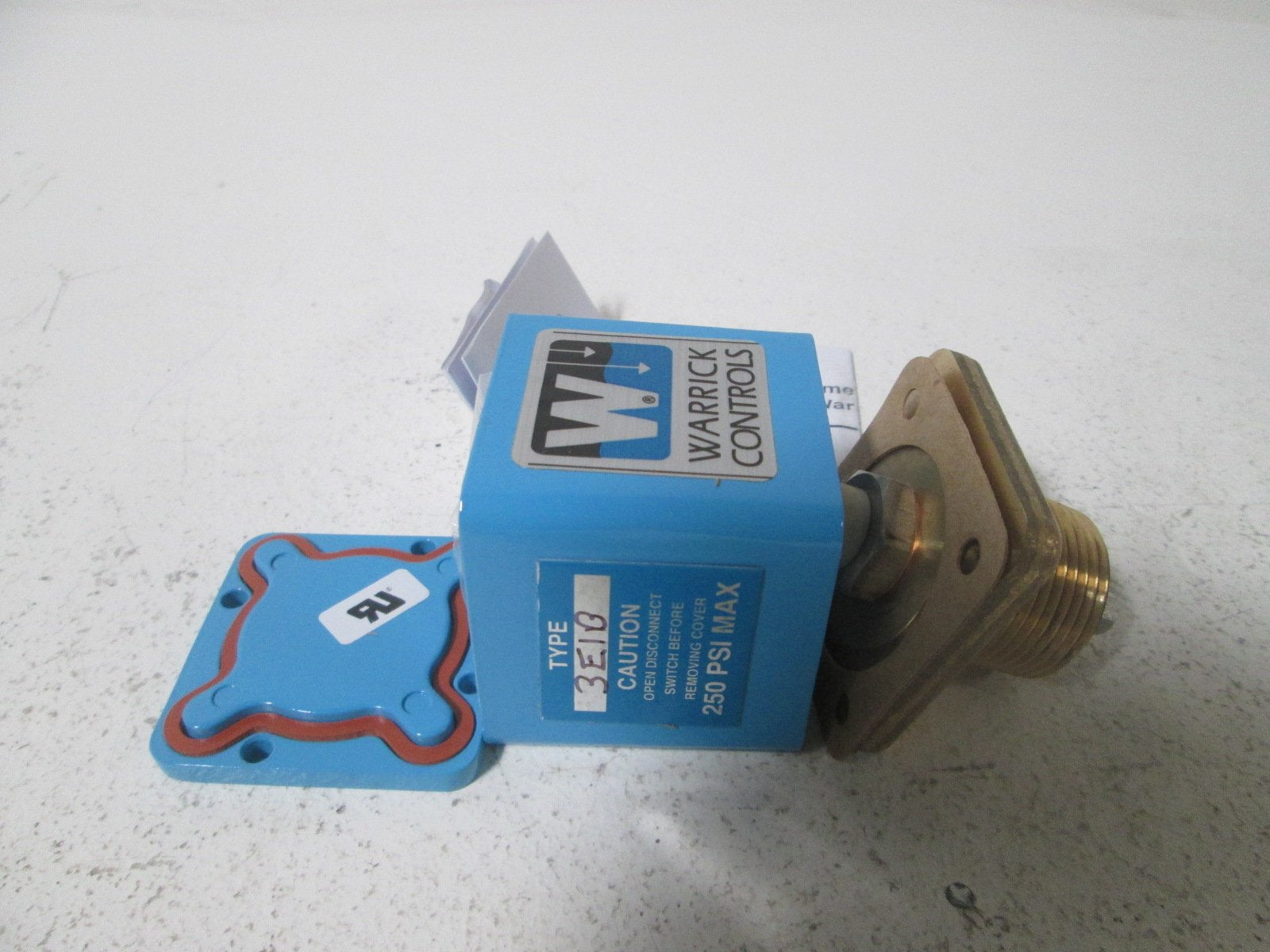 WARRICK Warrick 3E1B Red Brass Liquid Level Sensor with Single Probe, 1 NPT Male