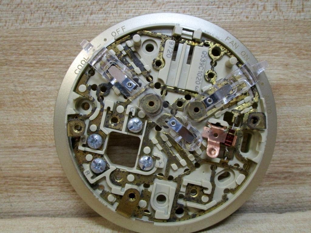 HONEYWELL Q539C1020 THERMOSTATS