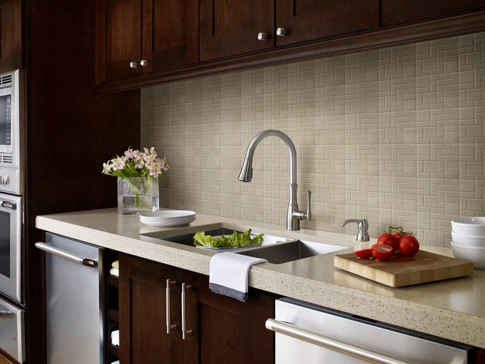PFISTER Pfister GT529WH1S Wheaton 1 Handle Pull Down Kitchen Faucet in Stainless Steel