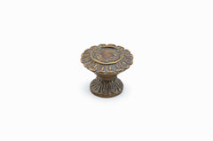 SCHAUB Schaub 937-MBR French Court Cabinet Knob Monticello Brass
