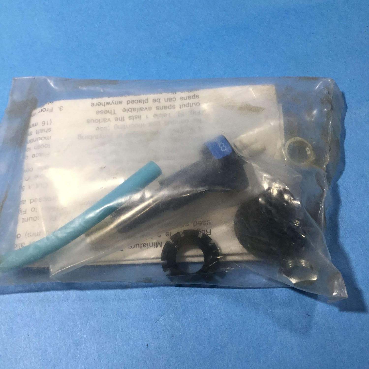 JOHNSON CONTROLS Johnson Controls R-4000-3 Miniature Pressure Regulator 12 psig Output Pressure