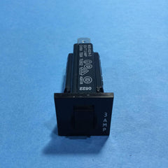 TE Connectivity W28-XQ1A-3 Circuit Breaker Bag of 3