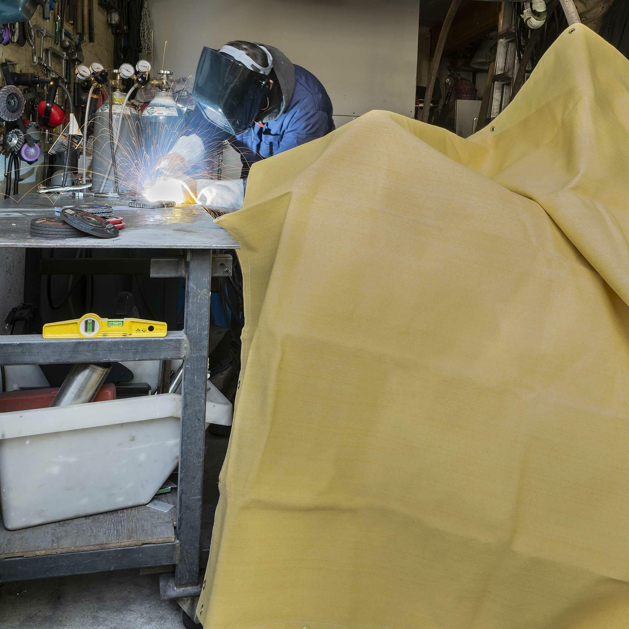 JACKSON SAFETY Jackson Safety 36293 Acrylic-Coated Fiberglass Welding Blanket, Yellow, 6' x 6'