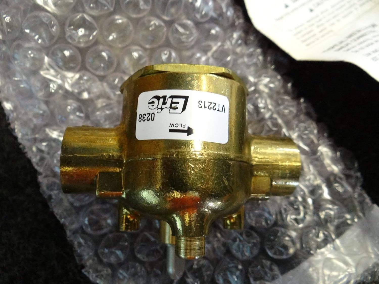 SCHNEIDER ELECTRIC Schneider Electric VT2213 2-Position Invensys Zone Valve Body Two-Way Sweat Connection