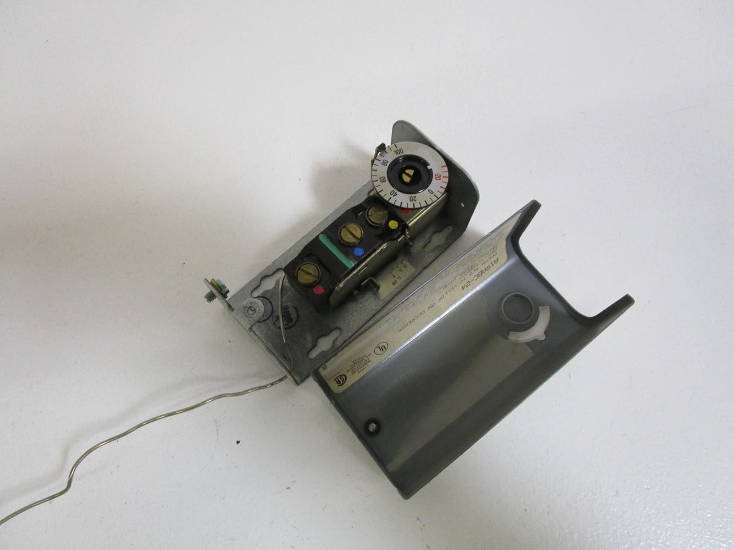 JOHNSON CONTROLS Johnson Controls A19ABC-24 Remote Bulb Temperature Control