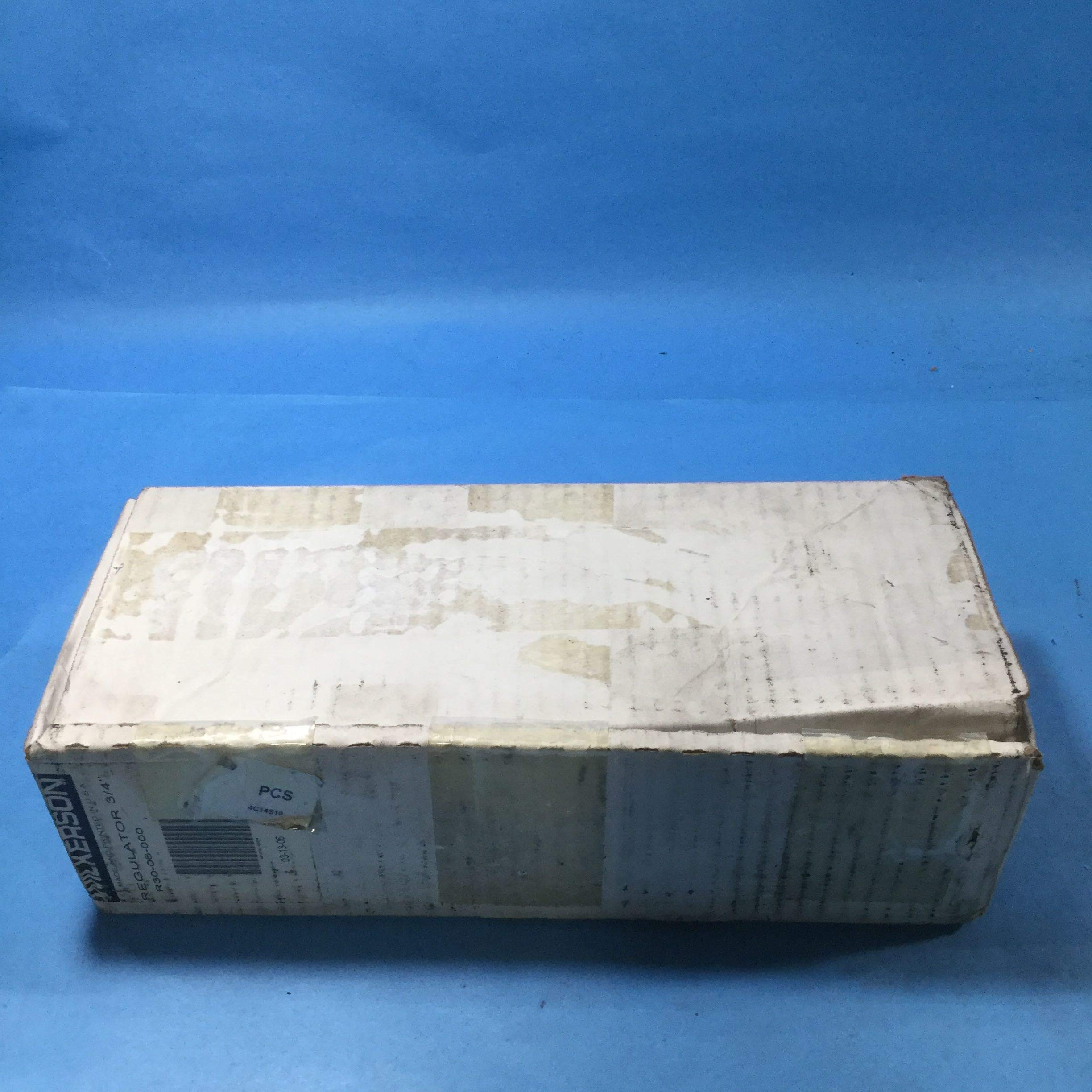 WILKERSON Wilkerson R30-06-000 3/4 inch 300 PSI Air Regulator
