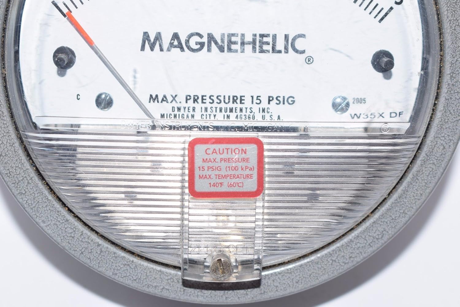 DWYER Dwyer 2005 Magnehelic Differential Pressure Gauge 0 to 5 inches WC