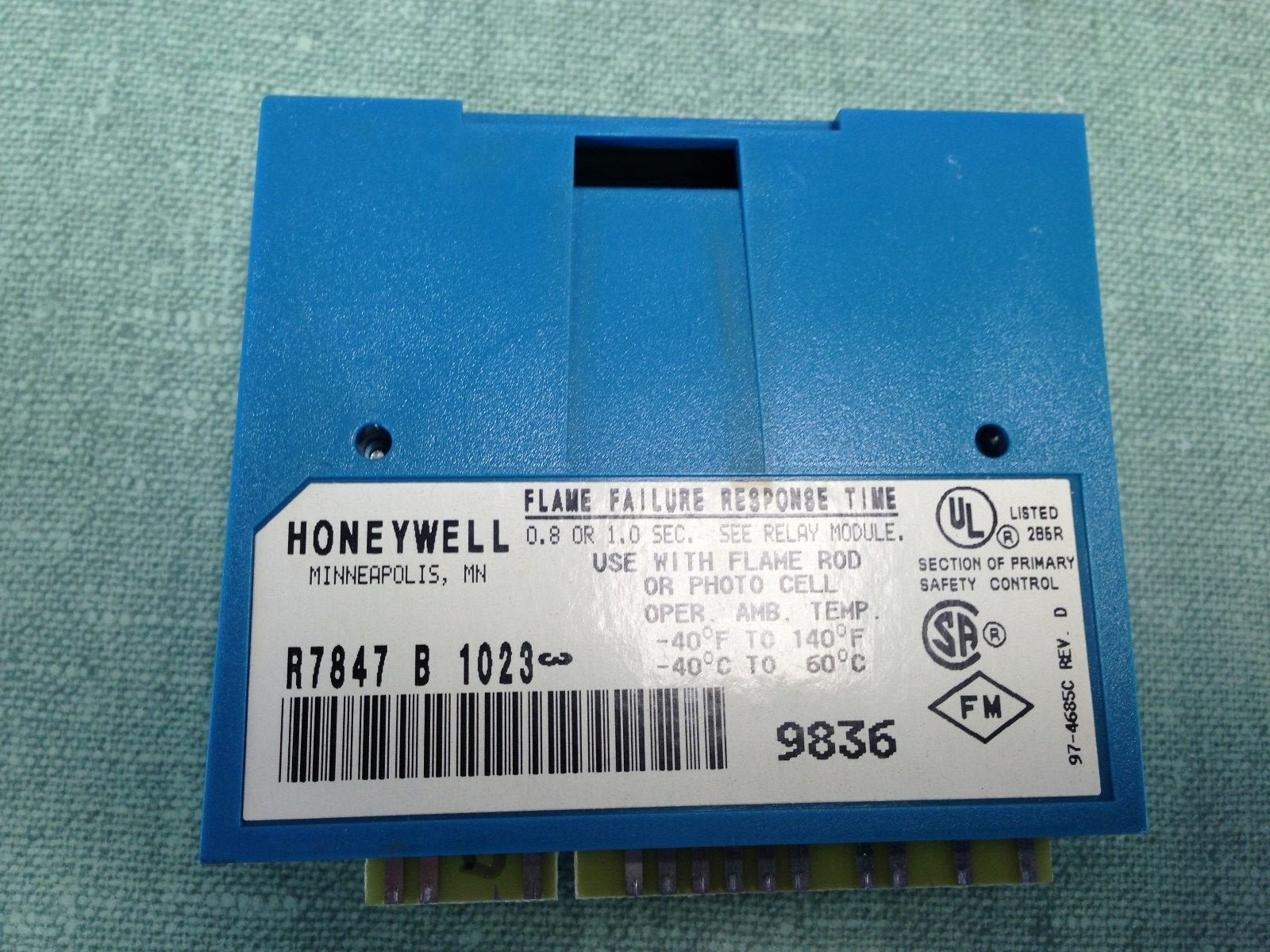 HONEYWELL Honeywell R7847B1023 Flame Signal Amplifier 0.8 or 1.0 Second Response Time
