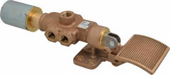 PARKER Parker M06244640 4-way Pedal Valve 0.5in Npt 215 Psi