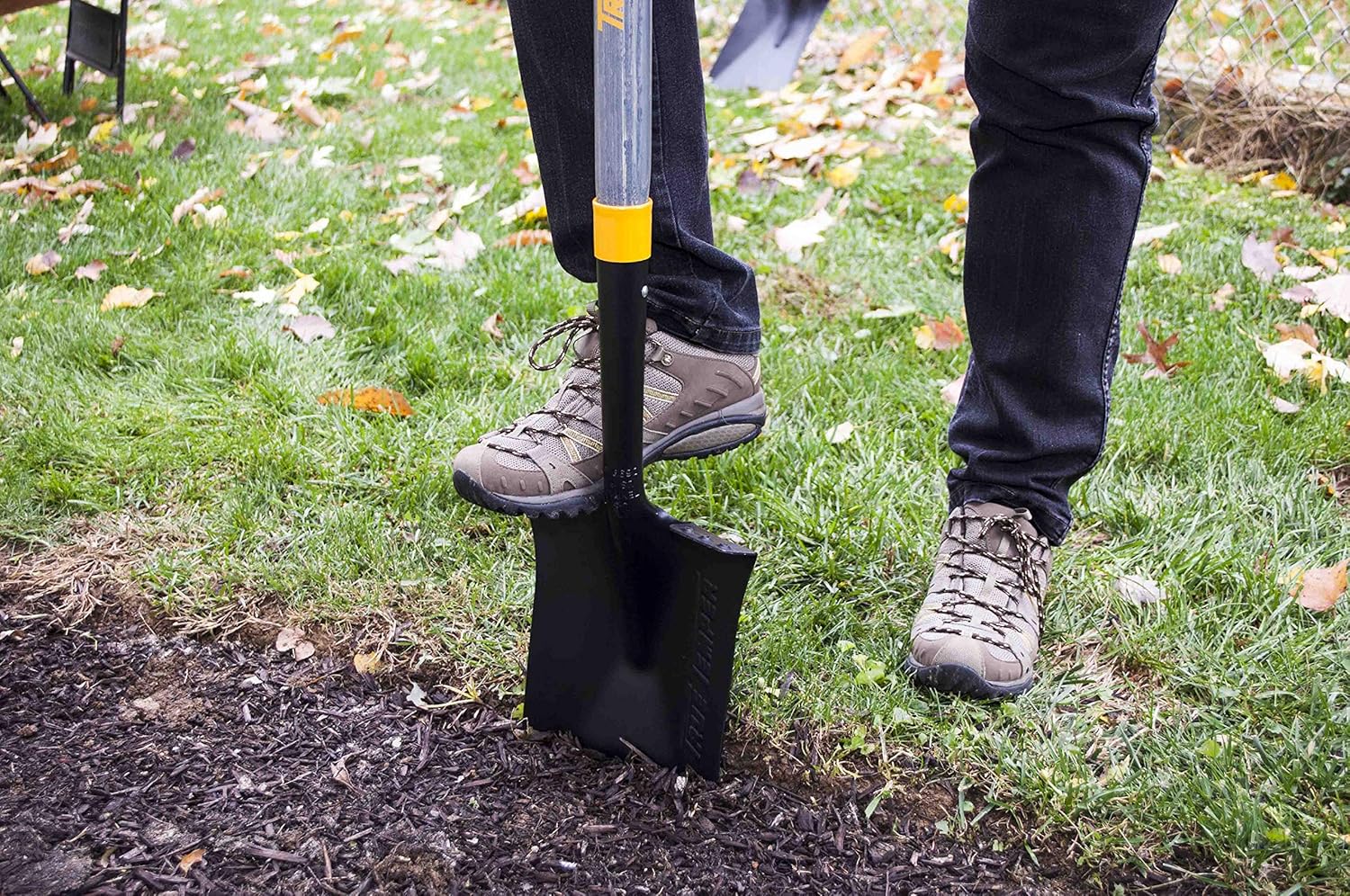 TRUE TEMPER True Temper 2540800 Border Spade with Hardwood Handle and D-Grip Multi