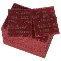 3M 3M 7100023339 Scotch-Brite 7447 Pro Hand Pad Very Fine Aluminum Oxide (6 in x 9 in, 20 per carton, 3 cartons per case) 3MA048011-64926