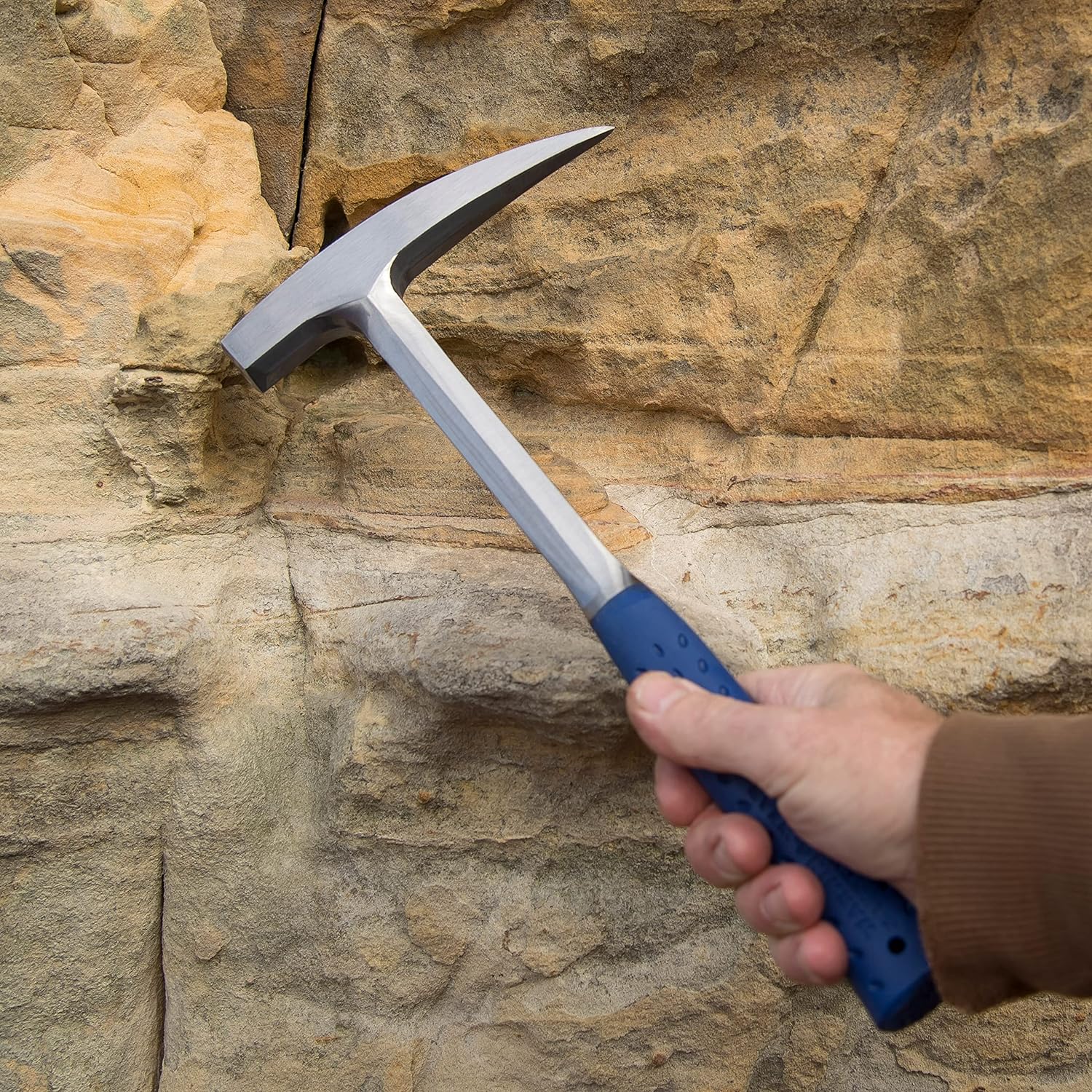 ESTWING Estwing E3-22P Rock Pick 22 oz Geology Hammer Pointed Tip Shock Reduction Grip