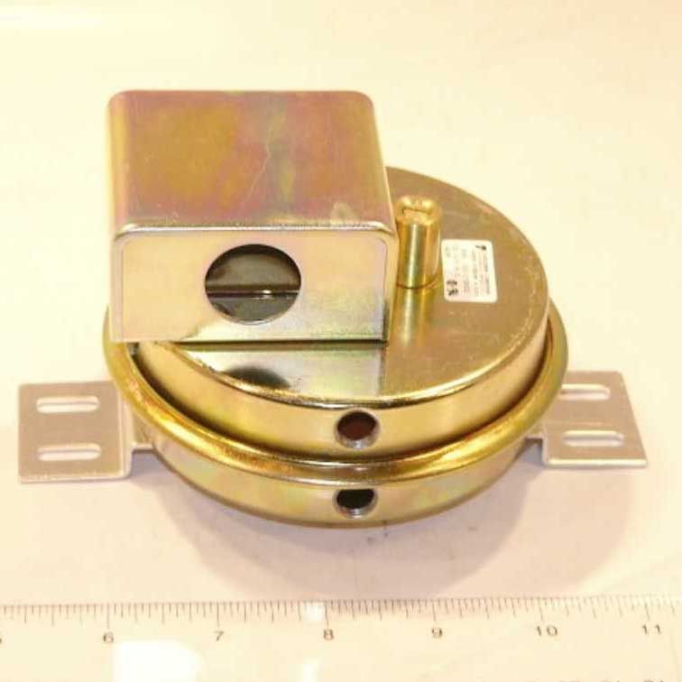 ANTUNES ANTUNES 8221212002 Model SML Pressure Switch SPDT .05-9 Inches WC