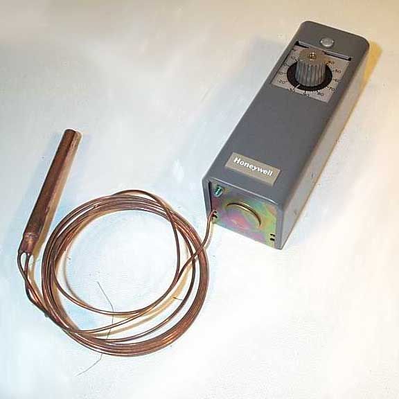 HONEYWELL Honeywell T4031A1073 Remote Bulb Temperature Controller W/8 Cap. -30/90F 3.5-12F Differential
