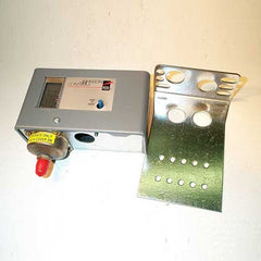 JOHNSON CONTROLS P29NC-2 FURNACE CONTROL BOARDS