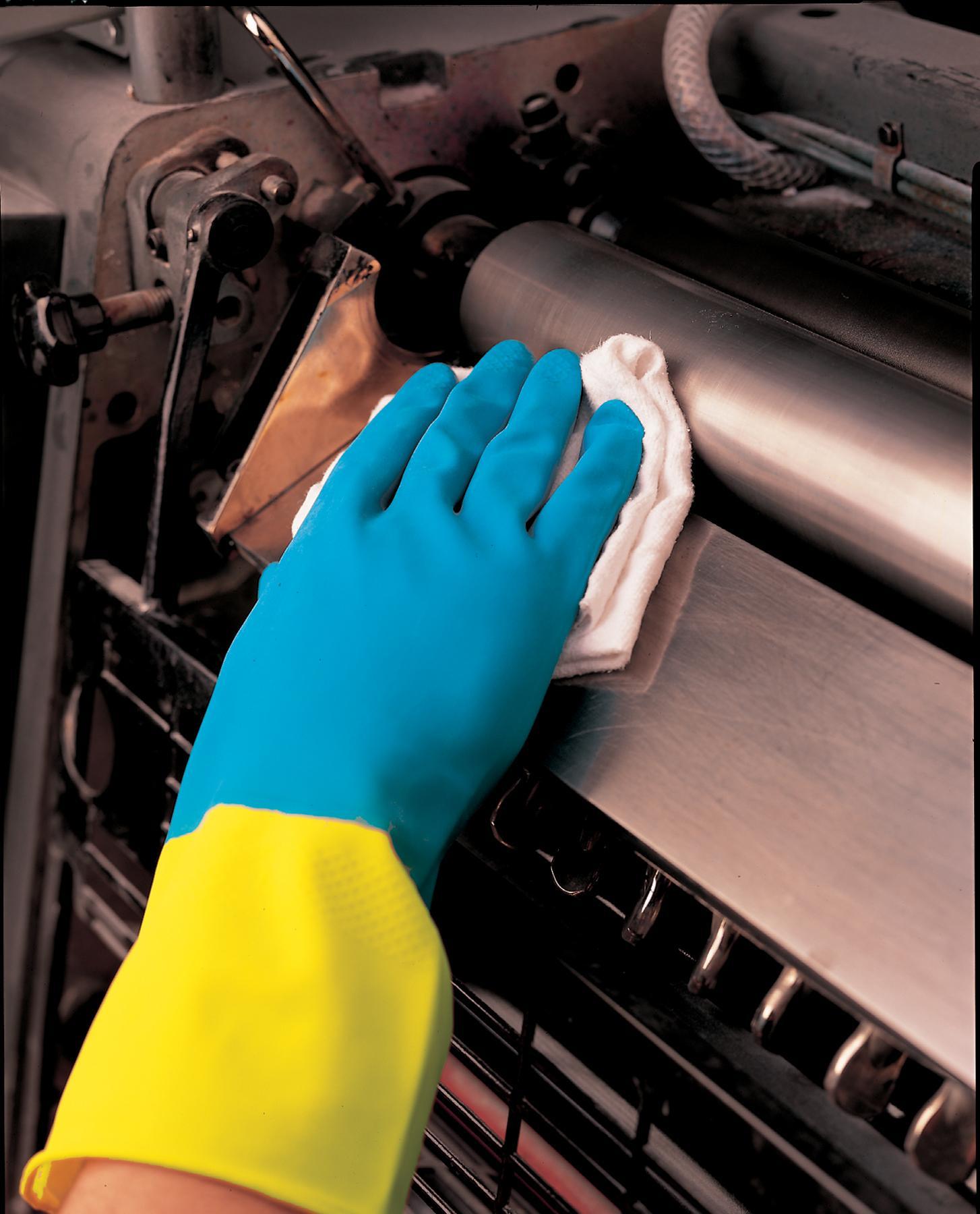MCR SAFETY Mcr Safety 5409S Chem-Tech Neoprene Over Latex Gloves Large