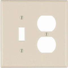 LEVITON Leviton Mfg Co 005-80505-00T Combination Wall Plate 25 Pack