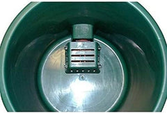 FARM INNOVATORS Farm Innovators HT-200 Plastic Heated Livestock Water Tub 200 W (16 Gallon) Replaceable Element