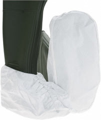 DUPONT Dupont IC461SWHMD03000B Tyvek Isoclean Shoe Cover 300